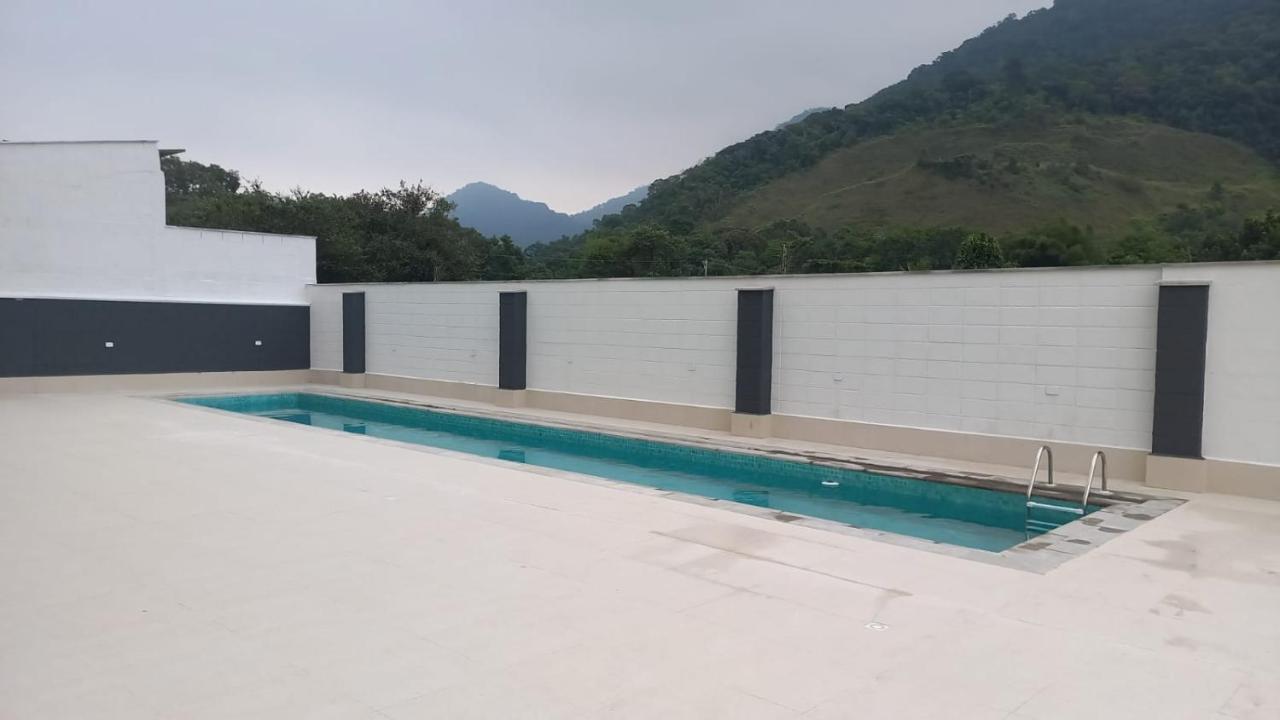 Jathy - Centro, Varanda Gourmet, Ar Condicionado, Piscina E Wi-Fi Ubatuba Exterior photo